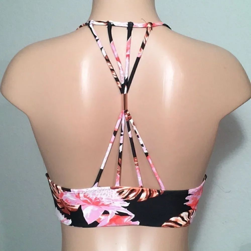 Vanilla Beach bikini top. New - Picture 3 of 8